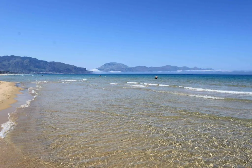 Willa Casa Vacanze Filippa Balestrate 0*,